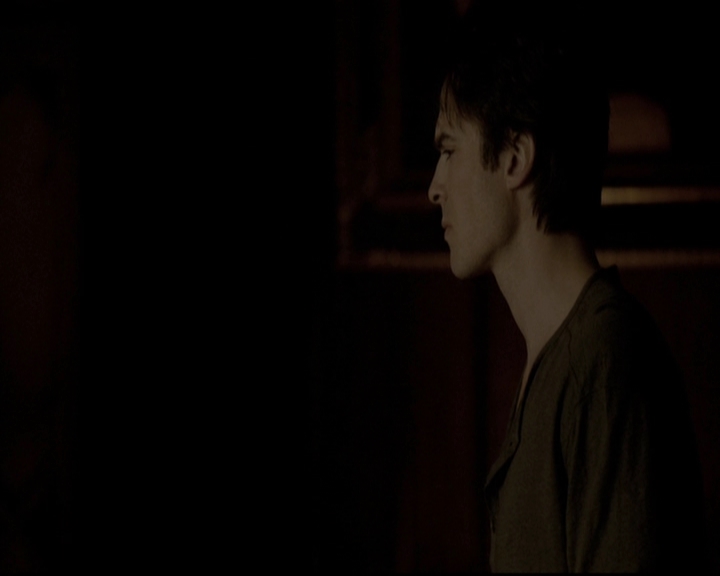 VampireDiariesWorld-dot-org_5x16WhileYouWereSleeping2216.jpg