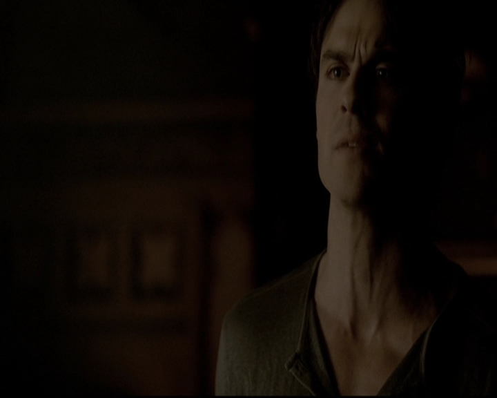 VampireDiariesWorld-dot-org_5x16WhileYouWereSleeping2248.jpg