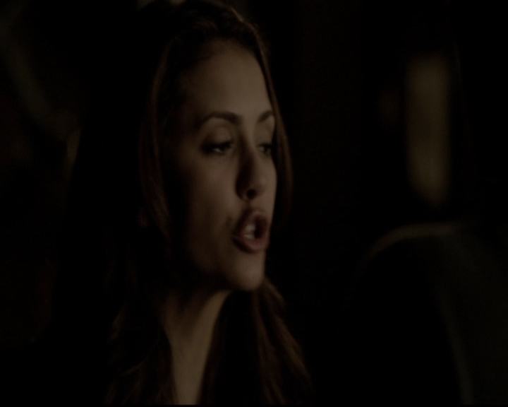 VampireDiariesWorld-dot-org_5x16WhileYouWereSleeping2264.jpg