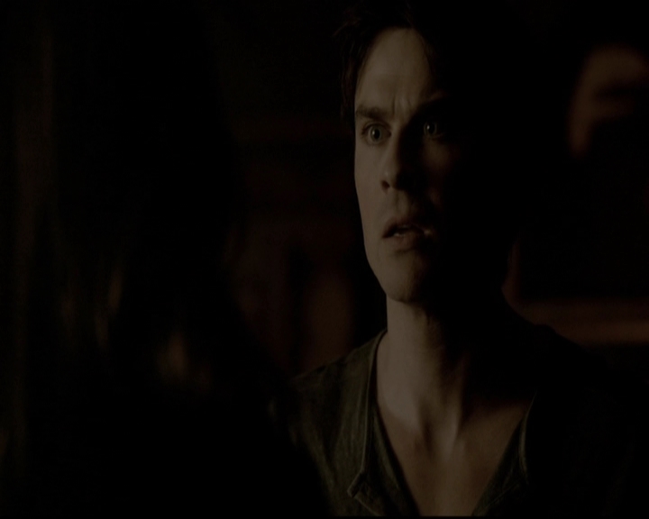 VampireDiariesWorld-dot-org_5x16WhileYouWereSleeping2270.jpg