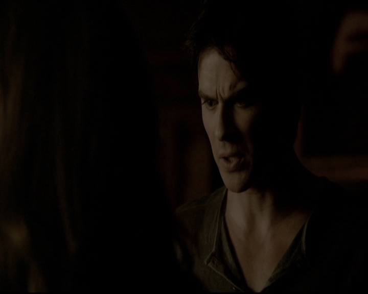 VampireDiariesWorld-dot-org_5x16WhileYouWereSleeping2278.jpg