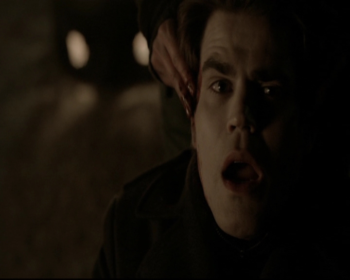 VampireDiariesWorld-dot-org_5x17RescueMe0080.jpg