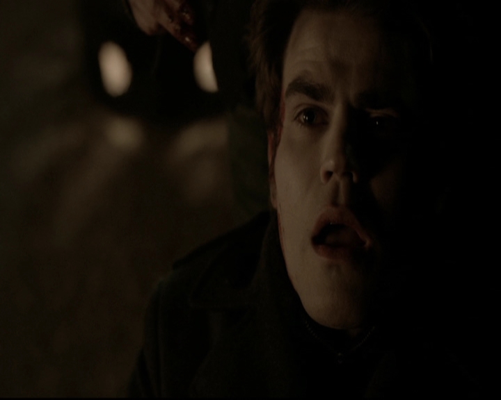 VampireDiariesWorld-dot-org_5x17RescueMe0081.jpg