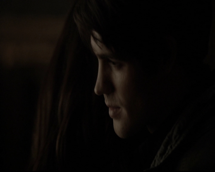 VampireDiariesWorld-dot-org_5x17RescueMe1874.jpg