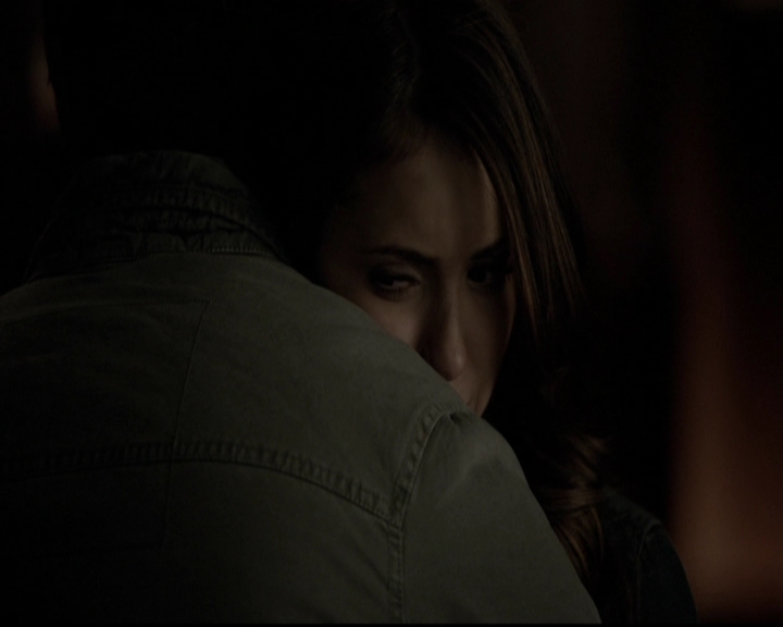 VampireDiariesWorld-dot-org_5x17RescueMe1879.jpg