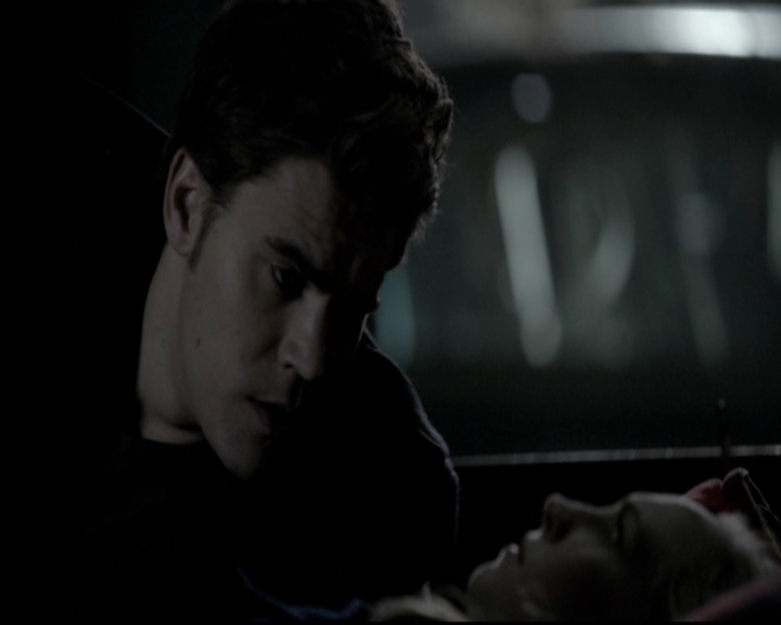 VampireDiariesWorld-dot-org_5x17RescueMe1906.jpg