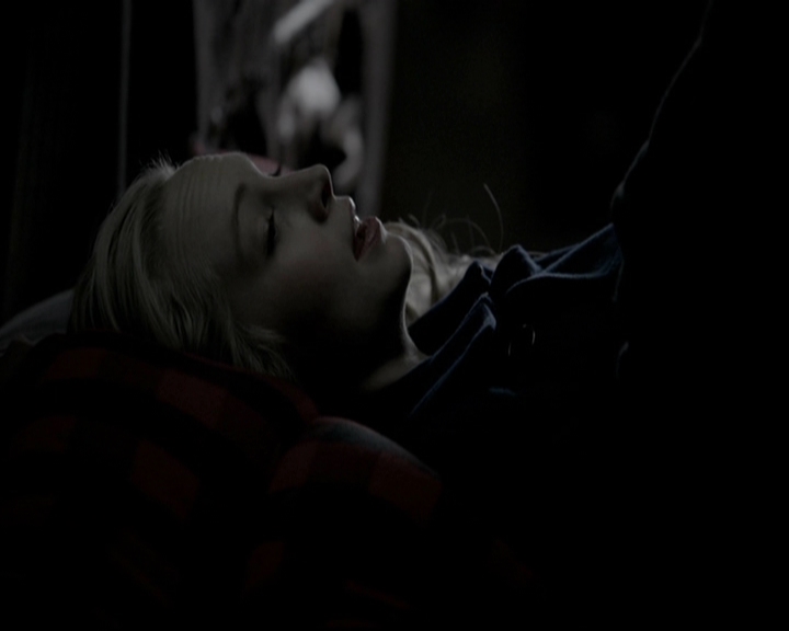 VampireDiariesWorld-dot-org_5x17RescueMe1910.jpg