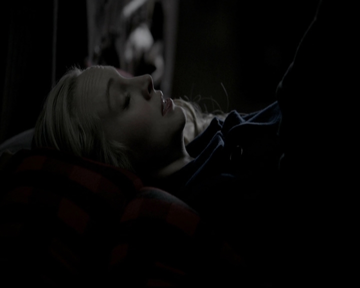 VampireDiariesWorld-dot-org_5x17RescueMe1911.jpg