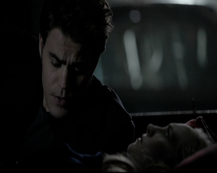 VampireDiariesWorld-dot-org_5x17RescueMe1913.jpg