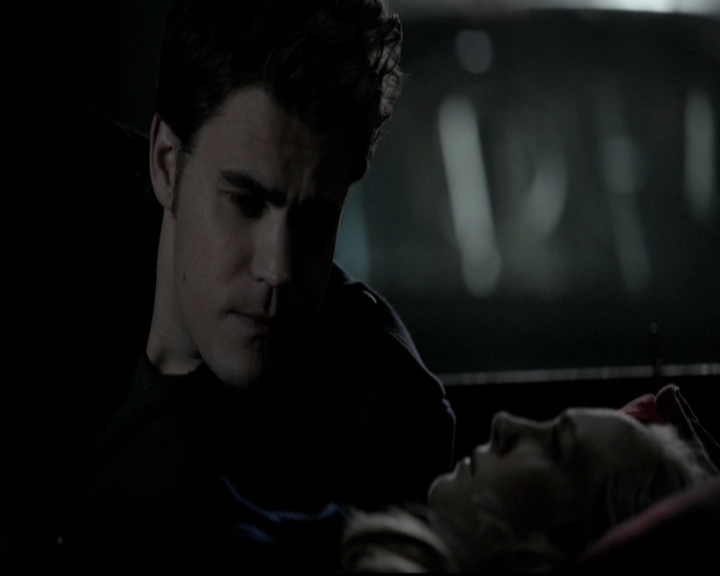 VampireDiariesWorld-dot-org_5x17RescueMe1915.jpg