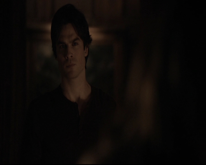 VampireDiariesWorld-dot-org_5x17RescueMe2077.jpg