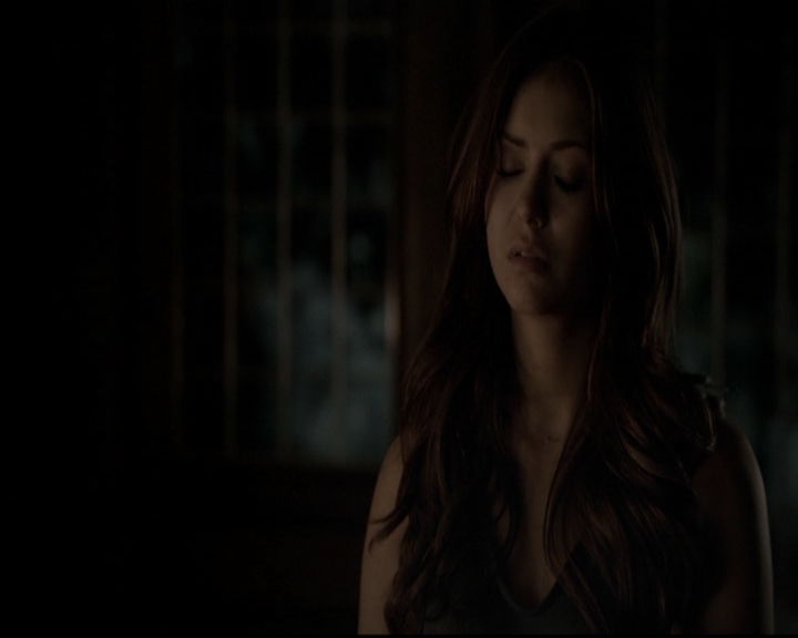 VampireDiariesWorld-dot-org_5x17RescueMe2110.jpg