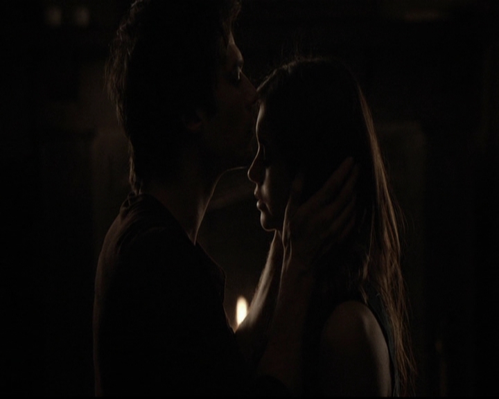 VampireDiariesWorld-dot-org_5x17RescueMe2131.jpg