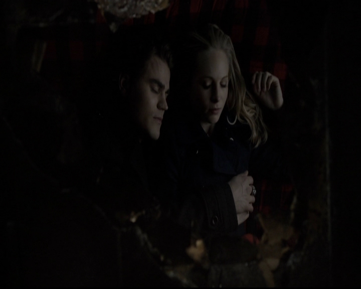 VampireDiariesWorld-dot-org_5x17RescueMe2175.jpg
