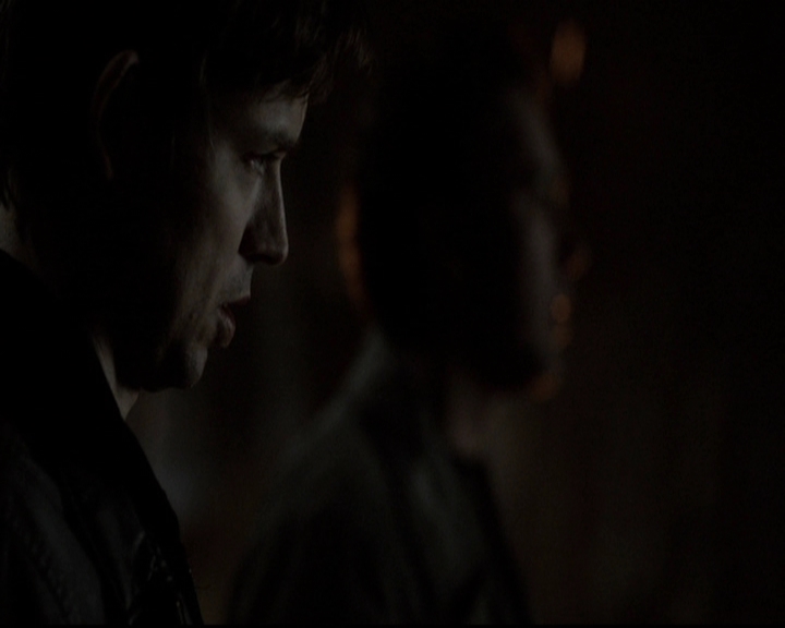 VampireDiariesWorld-dot-org_5x17RescueMe2223.jpg