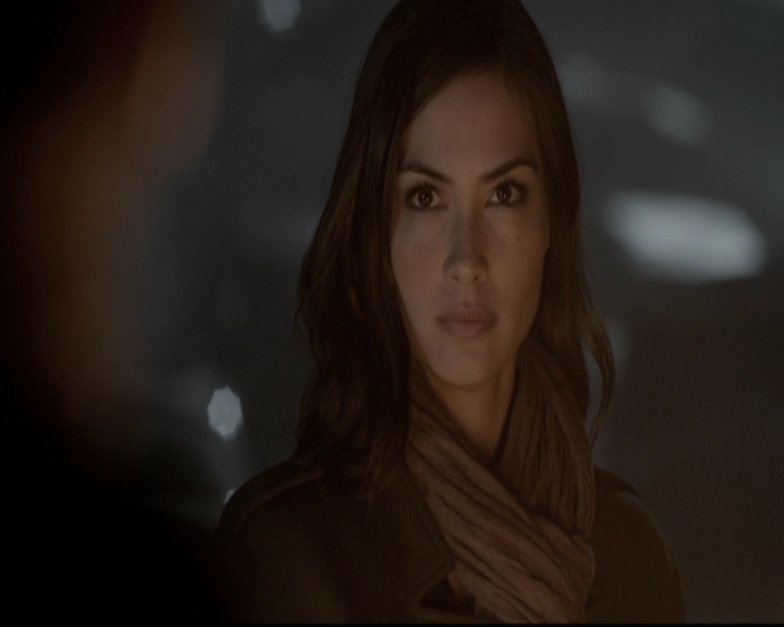 VampireDiariesWorld-dot-org_5x17RescueMe2230.jpg