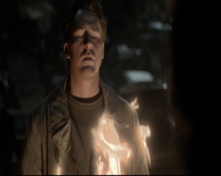 VampireDiariesWorld-dot-org_5x17RescueMe2235.jpg