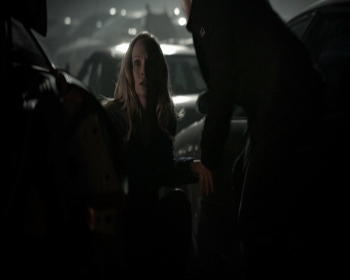 VampireDiariesWorld-dot-org_5x17RescueMe2244.jpg