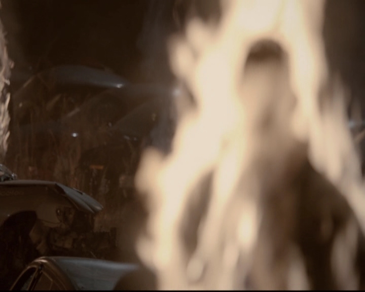 VampireDiariesWorld-dot-org_5x17RescueMe2252.jpg
