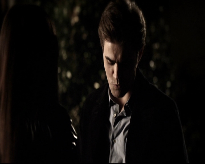VampireDiariesWorld-dot-org_5x18ResidentEvil0218.jpg