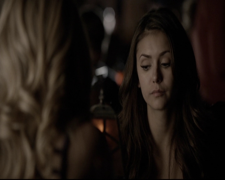 VampireDiariesWorld-dot-org_5x18ResidentEvil0319.jpg