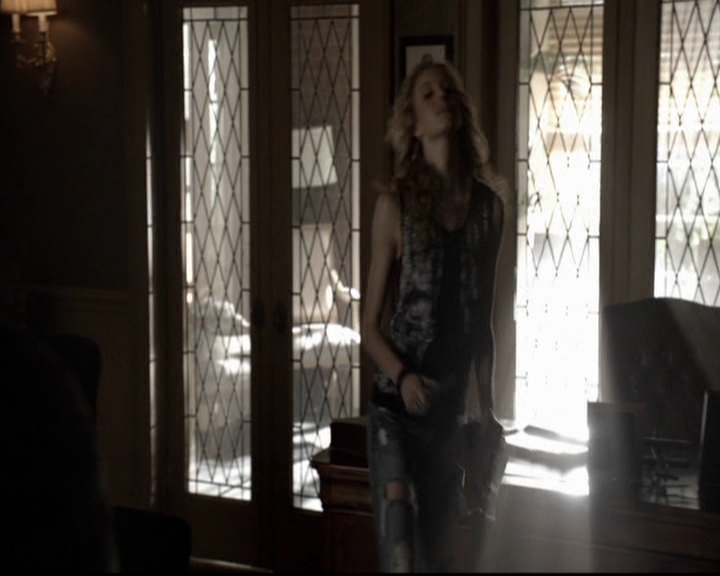 VampireDiariesWorld-dot-org_5x18ResidentEvil0455.jpg