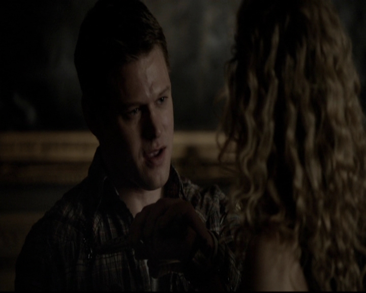 VampireDiariesWorld-dot-org_5x18ResidentEvil0472.jpg