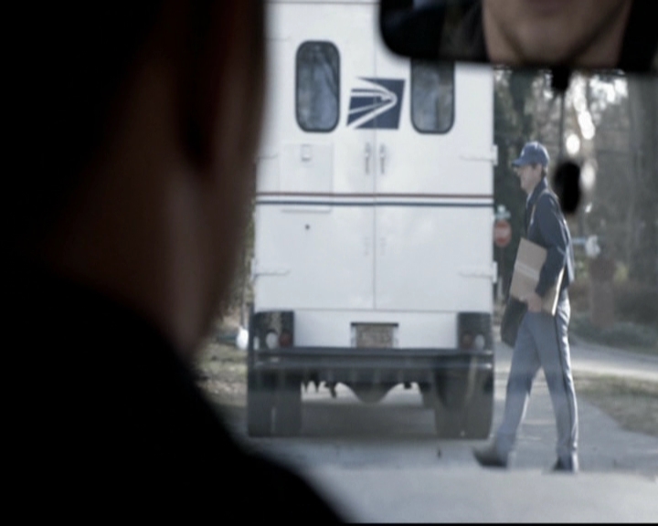 VampireDiariesWorld-dot-org_5x18ResidentEvil0502.jpg