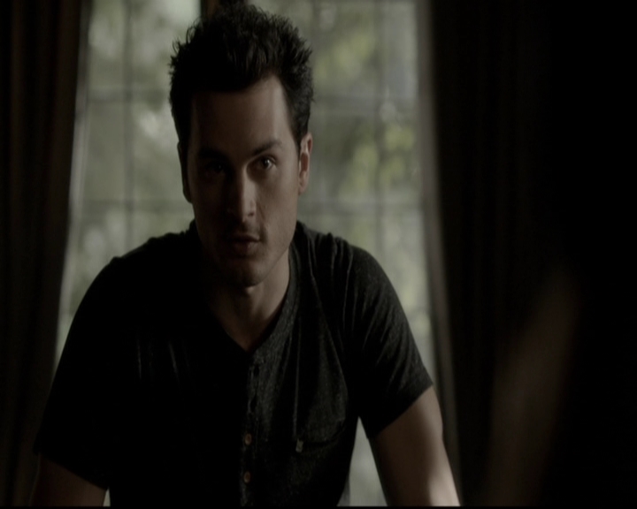 VampireDiariesWorld-dot-org_5x18ResidentEvil0539.jpg