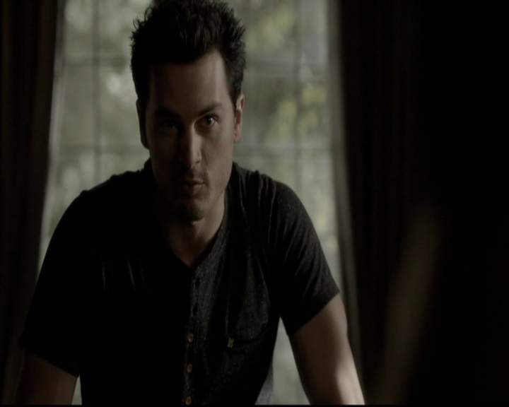 VampireDiariesWorld-dot-org_5x18ResidentEvil0540.jpg