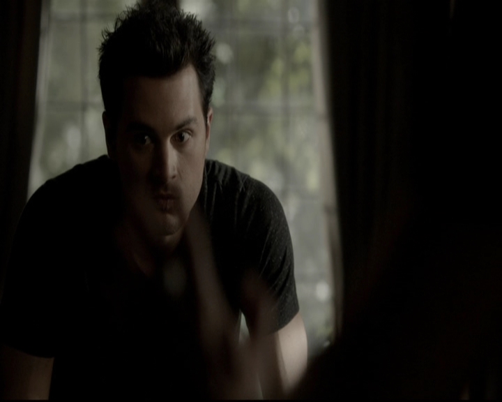 VampireDiariesWorld-dot-org_5x18ResidentEvil0544.jpg