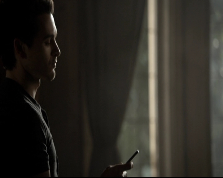 VampireDiariesWorld-dot-org_5x18ResidentEvil0575.jpg