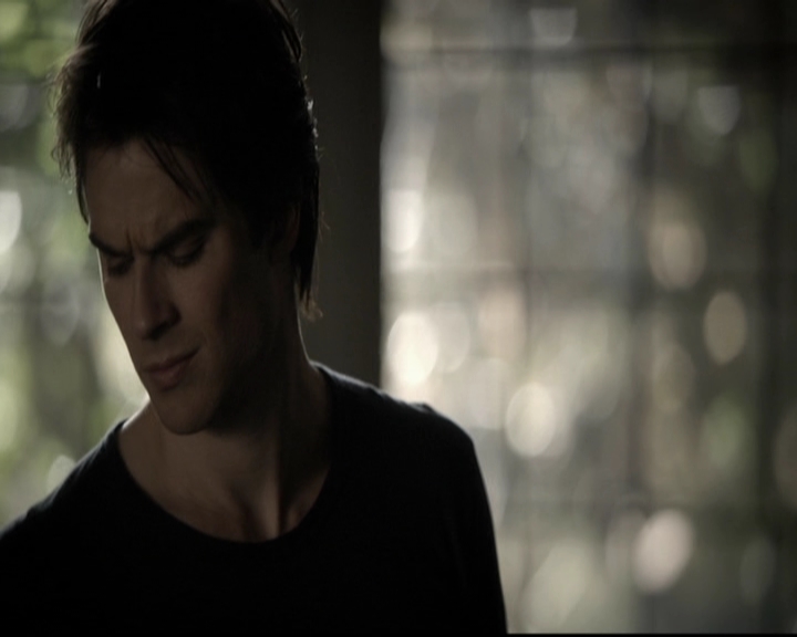 VampireDiariesWorld-dot-org_5x18ResidentEvil0612.jpg