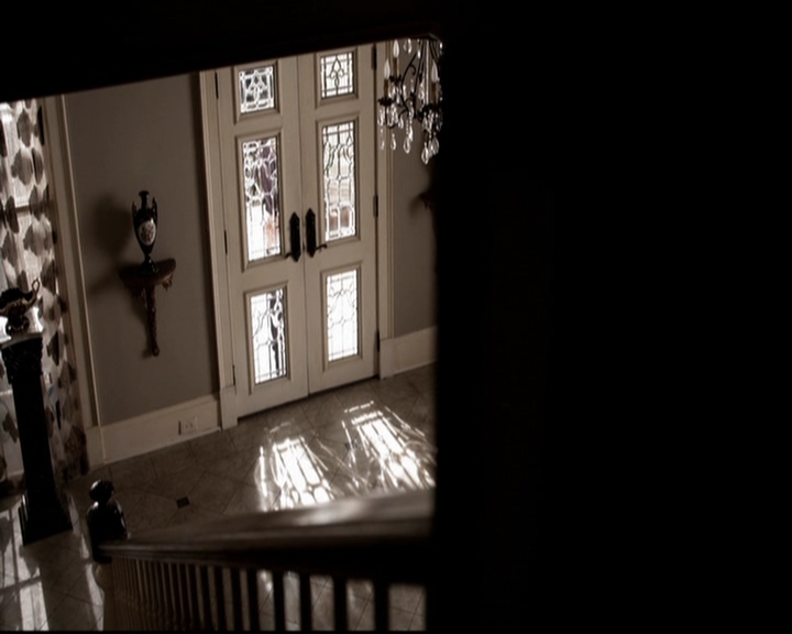 VampireDiariesWorld-dot-org_5x18ResidentEvil0644.jpg
