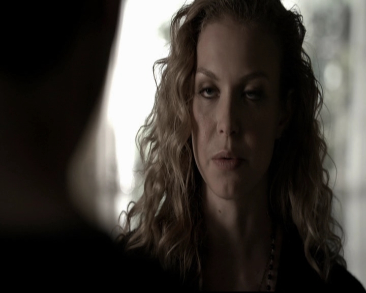 VampireDiariesWorld-dot-org_5x18ResidentEvil0706.jpg