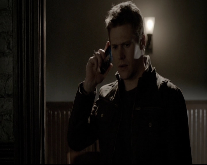 VampireDiariesWorld-dot-org_5x18ResidentEvil0715.jpg