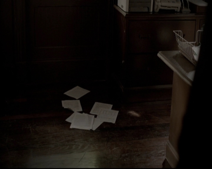 VampireDiariesWorld-dot-org_5x18ResidentEvil0716.jpg