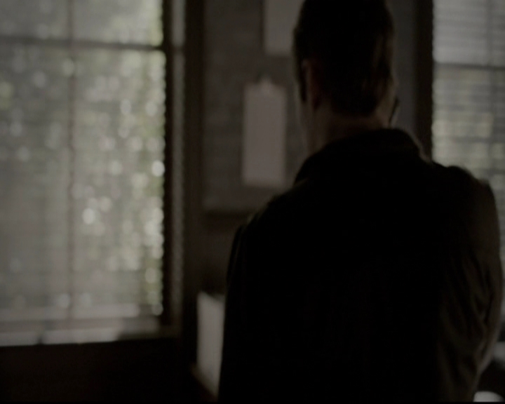 VampireDiariesWorld-dot-org_5x18ResidentEvil0718.jpg