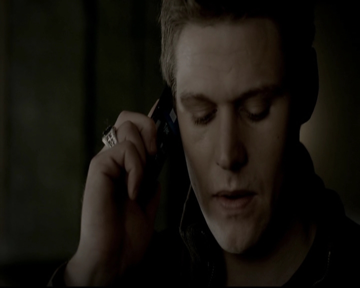 VampireDiariesWorld-dot-org_5x18ResidentEvil0723.jpg
