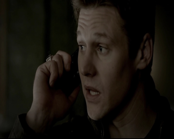 VampireDiariesWorld-dot-org_5x18ResidentEvil0724.jpg