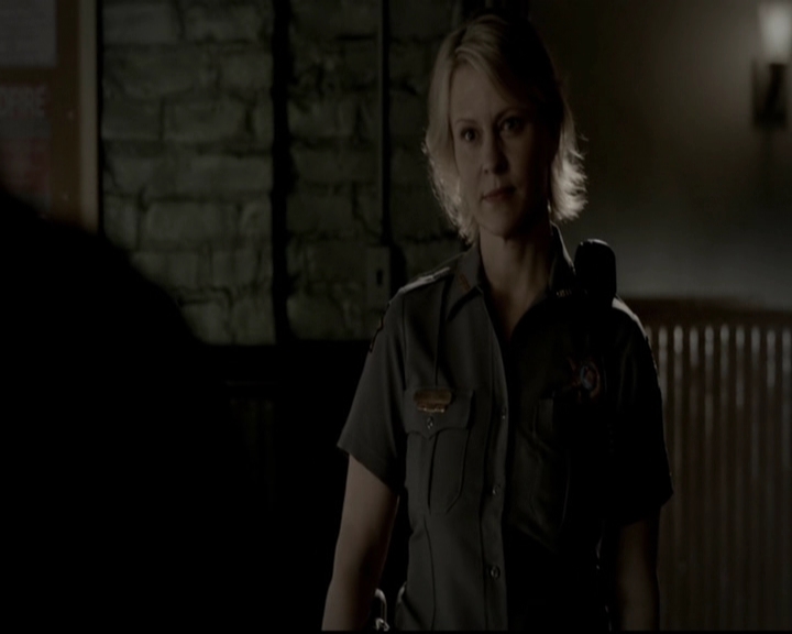 VampireDiariesWorld-dot-org_5x18ResidentEvil0729.jpg