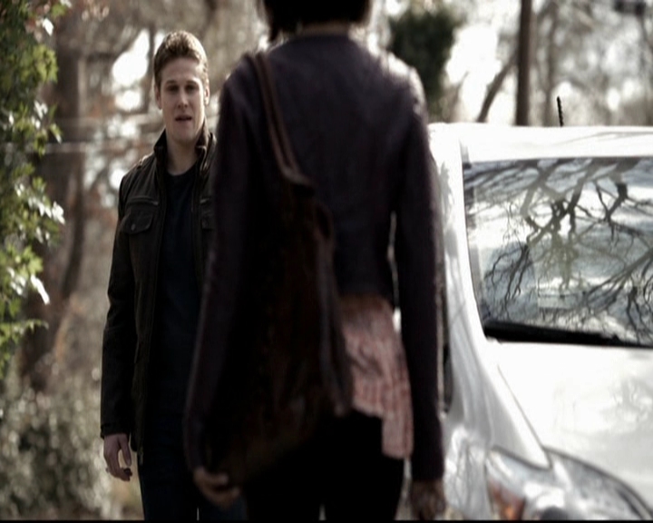 VampireDiariesWorld-dot-org_5x18ResidentEvil0770.jpg