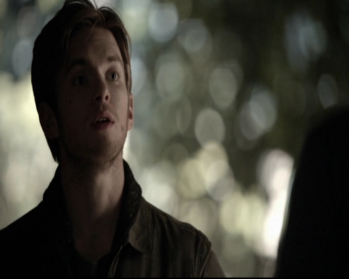 VampireDiariesWorld-dot-org_5x18ResidentEvil1081.jpg VampireDiariesWorld-dot-org_5x18ResidentEvil1081.jpg
