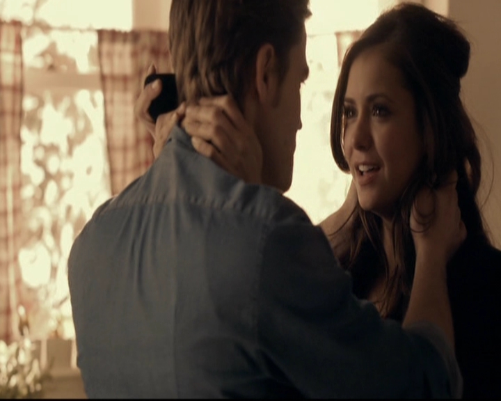 VampireDiariesWorld-dot-org_5x18ResidentEvil1343.jpg