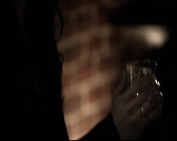 VampireDiariesWorld-dot-org_5x18ResidentEvil1378.jpg