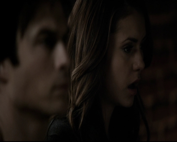 VampireDiariesWorld-dot-org_5x18ResidentEvil1382.jpg