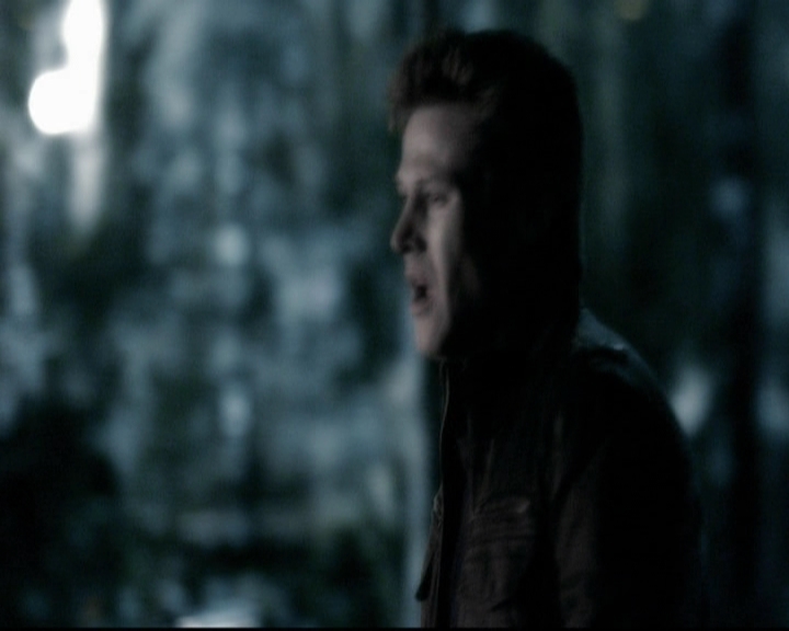 VampireDiariesWorld-dot-org_5x18ResidentEvil1408.jpg