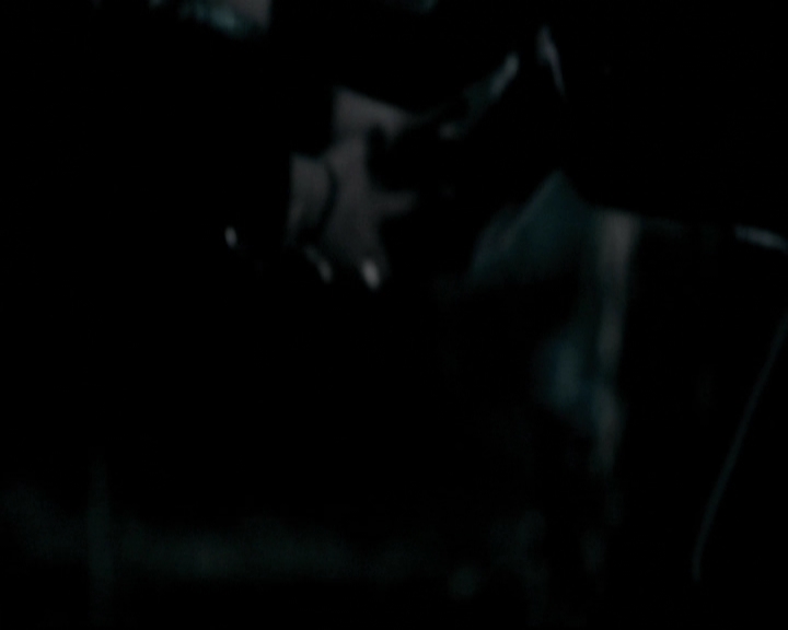 VampireDiariesWorld-dot-org_5x18ResidentEvil1468.jpg