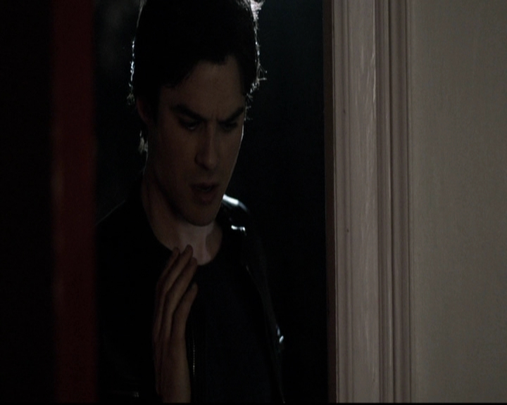 VampireDiariesWorld-dot-org_5x18ResidentEvil1508.jpg