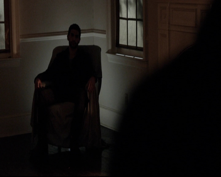 VampireDiariesWorld-dot-org_5x18ResidentEvil1546.jpg